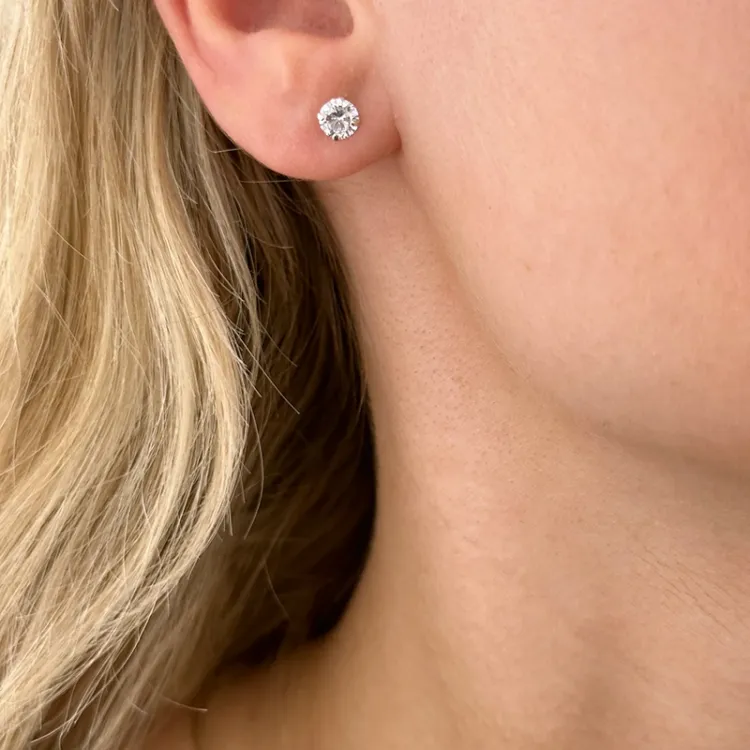 5 mm zirkon örhängen i silver