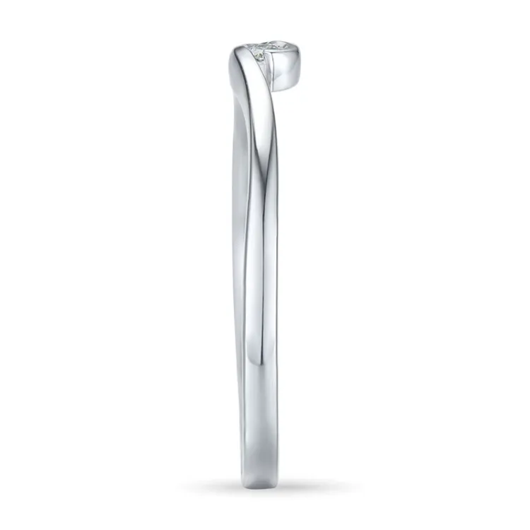 diamant ring i 9 karat vitguld 0,02 ct
