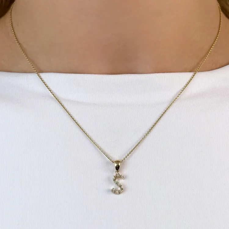 Bokstav s diamant hängen i 9 carat guld 0,05 ct