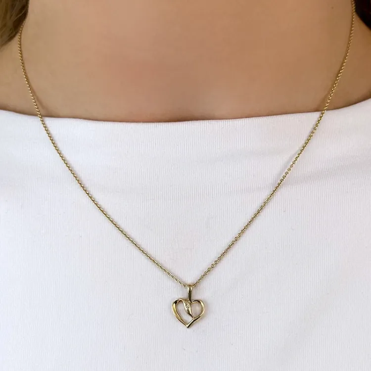 Hjärta hängen i 9 carat guld 0,008 ct