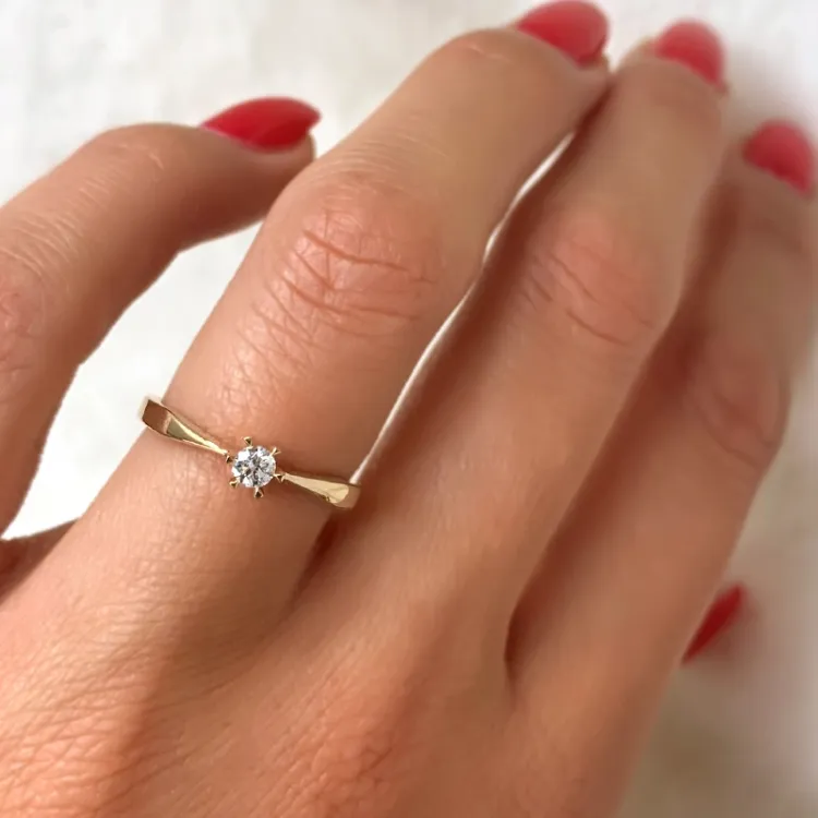 kampajn - diamant solitärring i 14 karat guld 0,12 ct