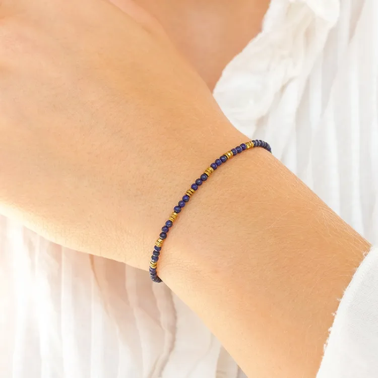 elegant mörkblå armband med lapis og hematite - Loom Stones