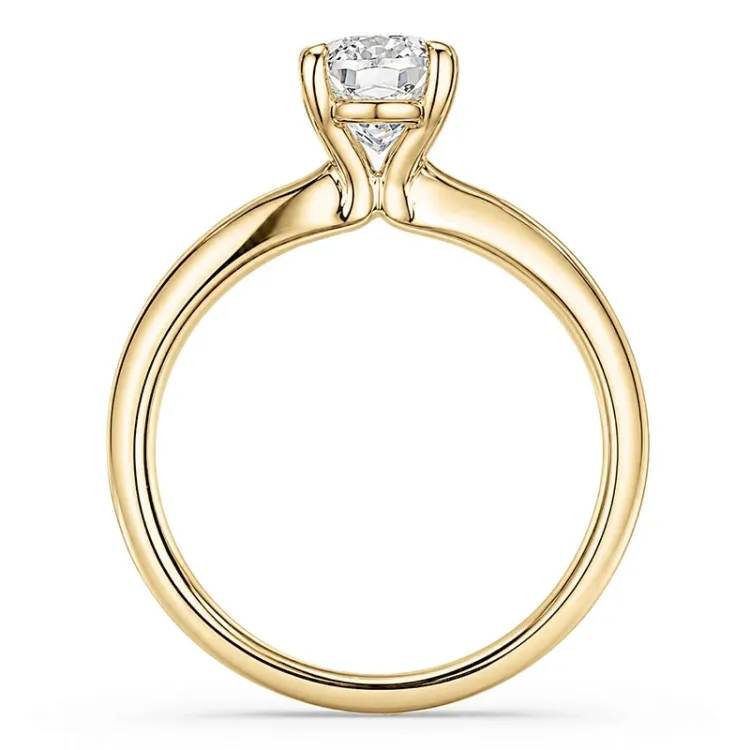 oval lab grown diamant solitärring i 14  karat guld 2,0 ct