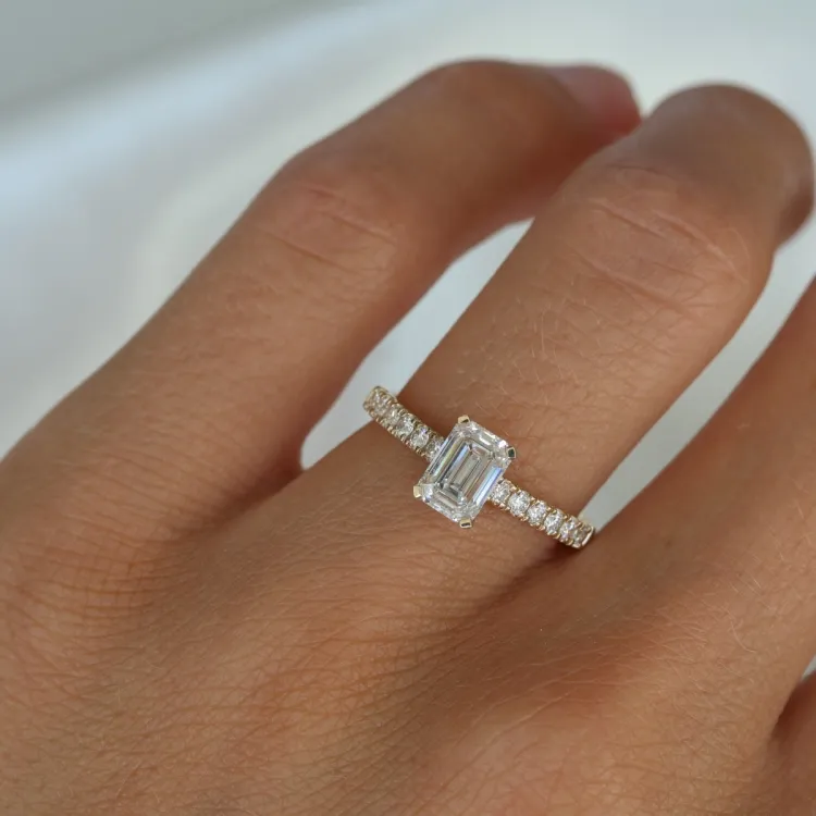 lab grown diamant ring i 14  karat guld 1,0 ct 0,26 ct