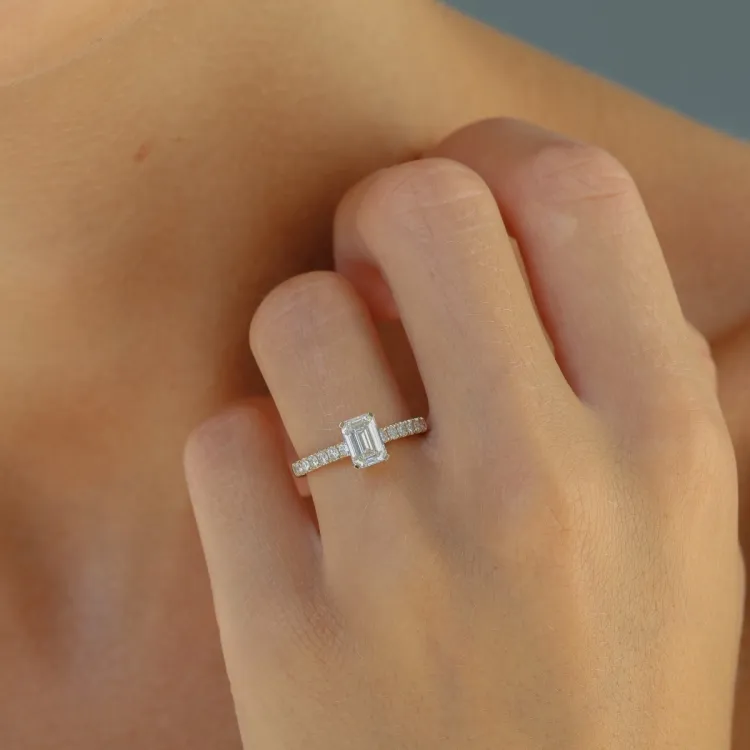 lab grown diamant ring i 14  karat guld 1,0 ct 0,26 ct