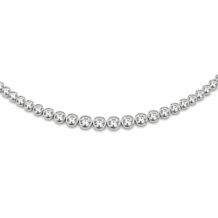 45 cm halsband med hängen i 14 karat vitguld 6,02 ct