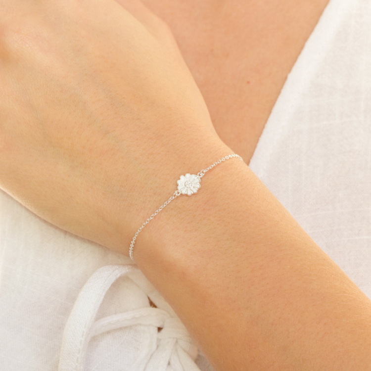 prästkrage armband i silver - Maggie
