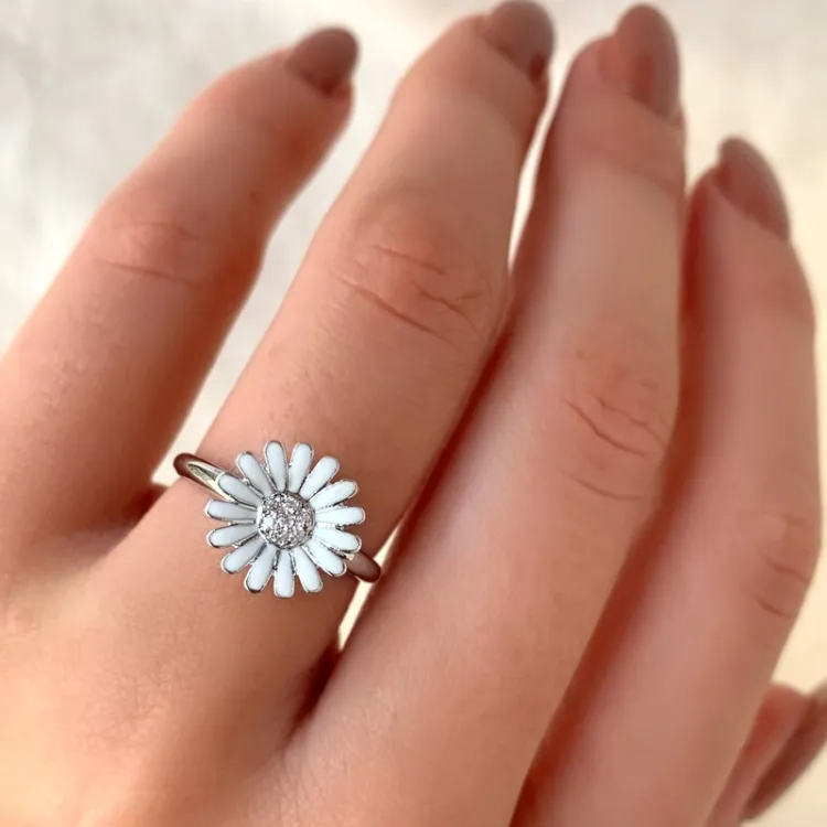 11 mm prästkrage zirkon ring i silver - Matilda