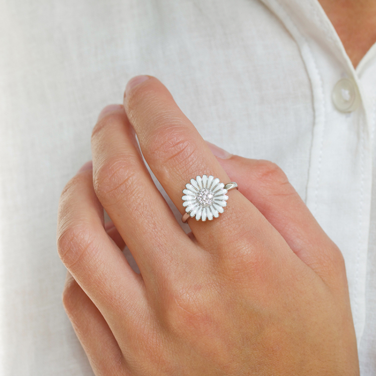 15 mm prästkrage ring i rhodinerat silver - Matilda