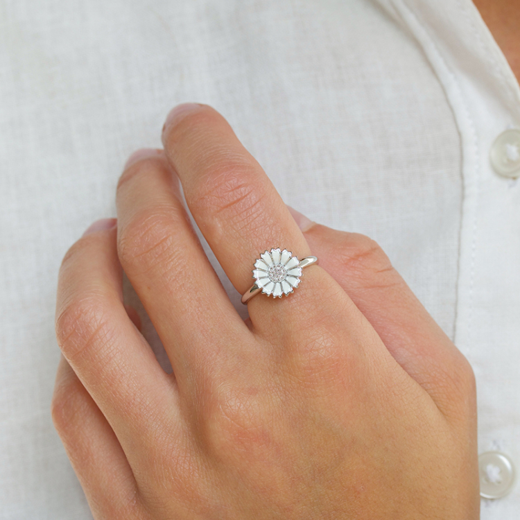 12 mm prästkrage ring i rhodinerat silver - Marie
