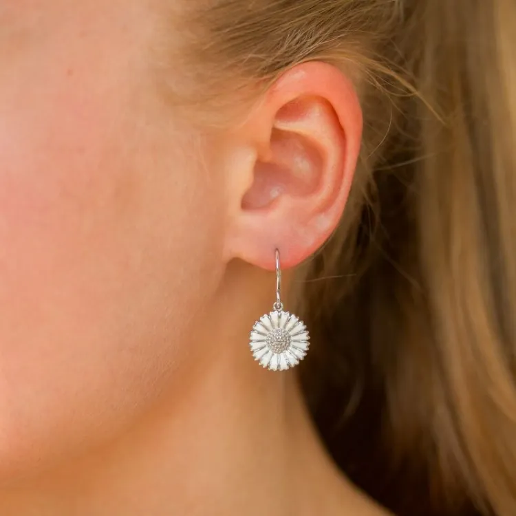 15 mm prästkrage örhängen i rhodinerat silver - Marie