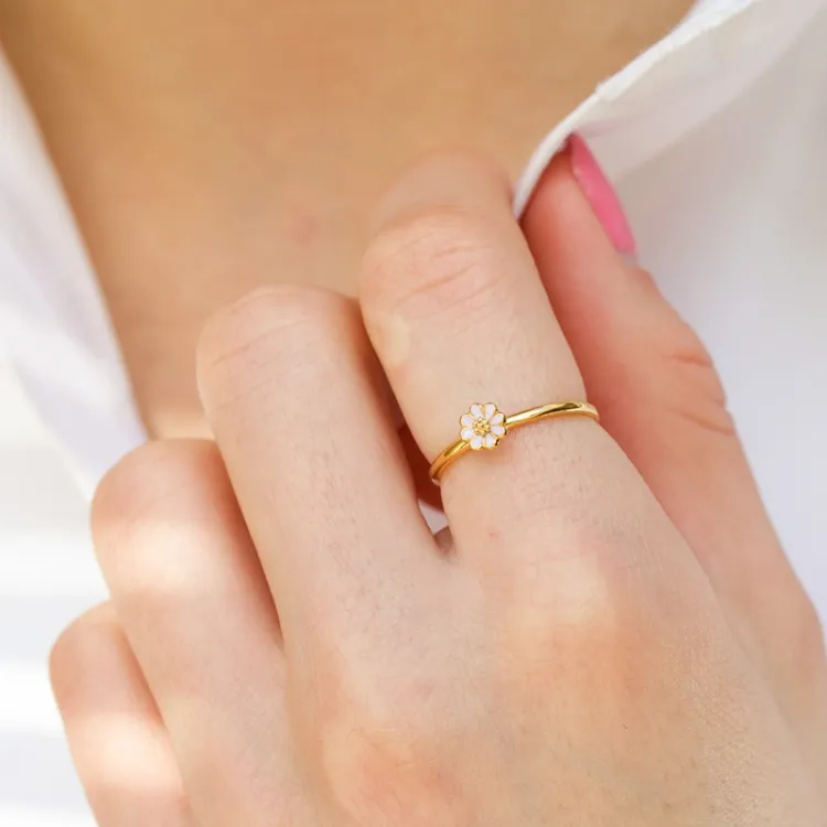 5 mm prästkrage lila ring i förgyllt silver - Maggie