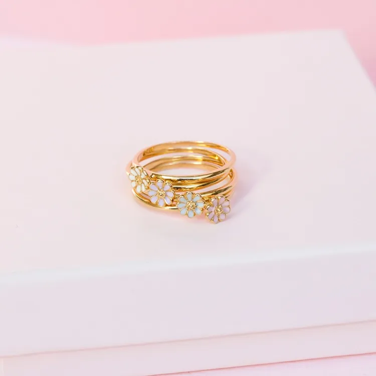 5 mm prästkrage lila ring i förgyllt silver - Maggie