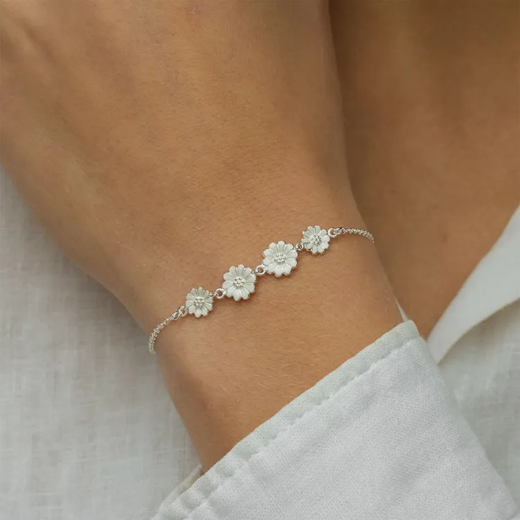prästkrage armband i silver - Maggie