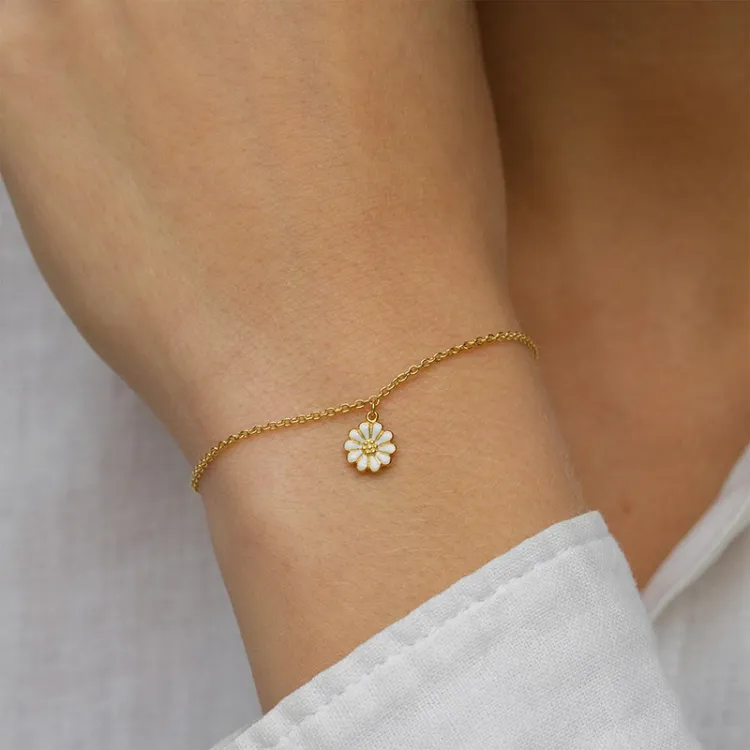 prästkrage armband i förgyllt silver - Maggie