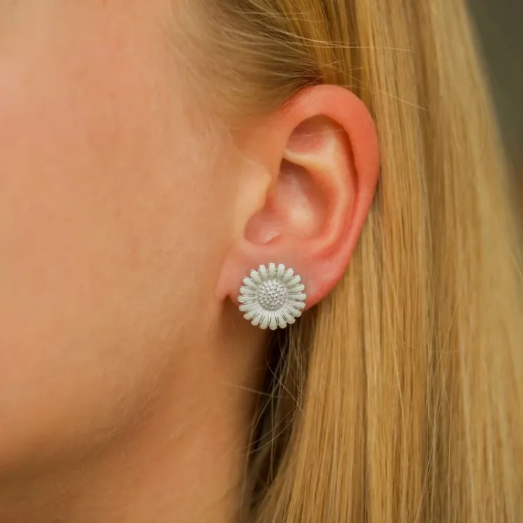 14,5 mm prästkrage örhängestift i silver - Matilda