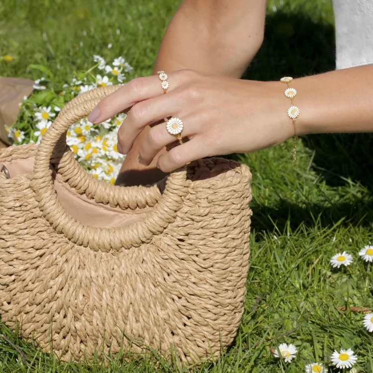 prästkrage ring i förgyllt silver - Maggie