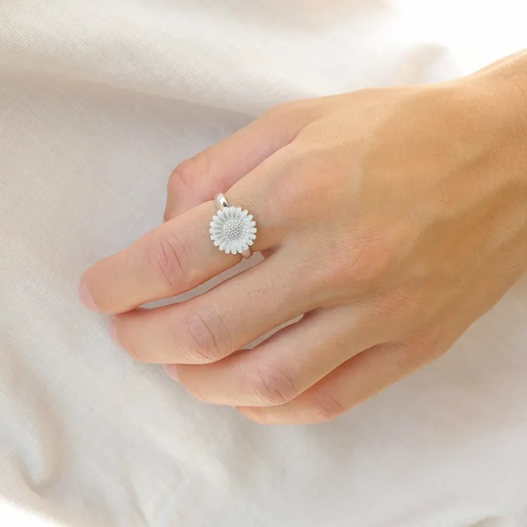 prästkrage ring i silver - Matilda