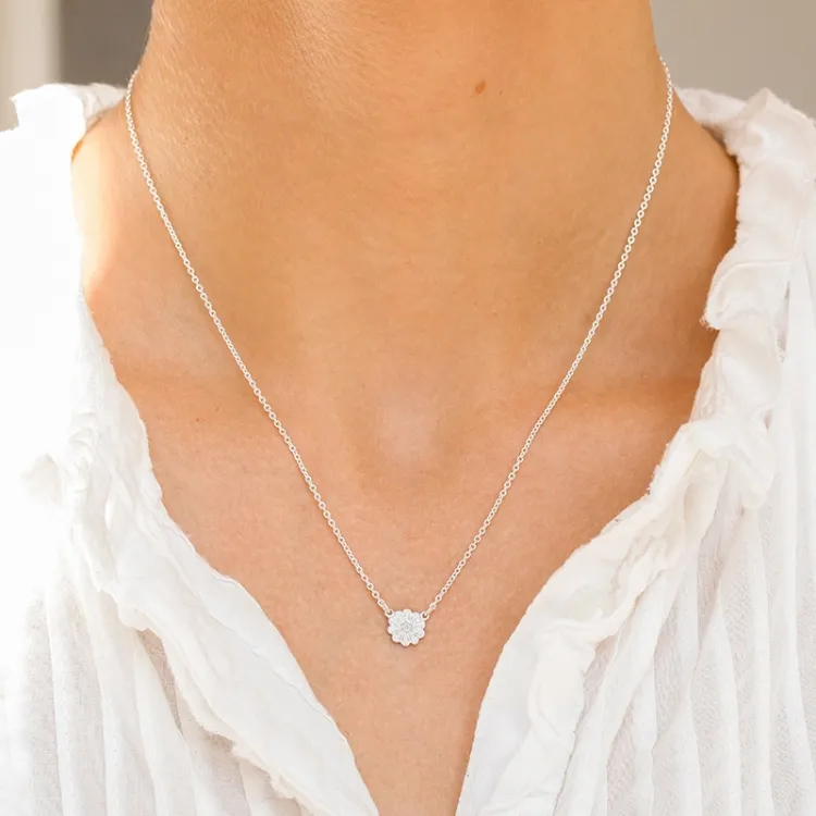 prästkrage halsband i silver med hängen i silver - Maggie