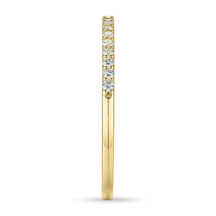Smal diamant alliancring i 14  karat guld 0,15 ct
