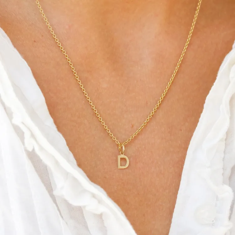 bokstav d hängen i 8 karat guld - My Letter