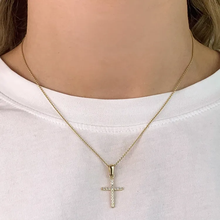 kors zirkon hängen i 9 karat guld med rhodium