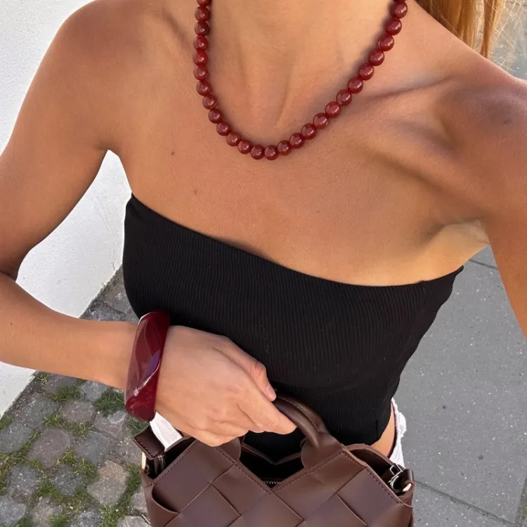 röd agat halsband i förgyllt stål - AURA