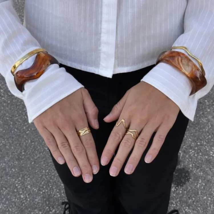 brun bangle i harts - AURA
