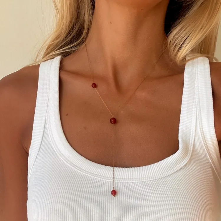 röd agat Y-halsband i förgyllt stål - AURA