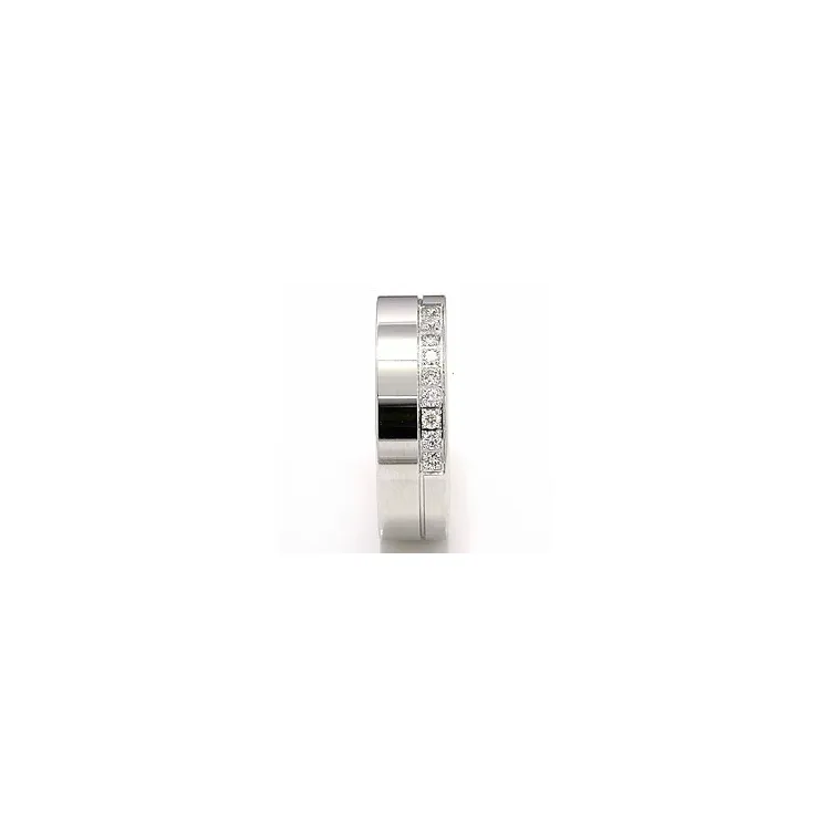 vigselsring i 14  karat vitguld 9 x 0,015  ct