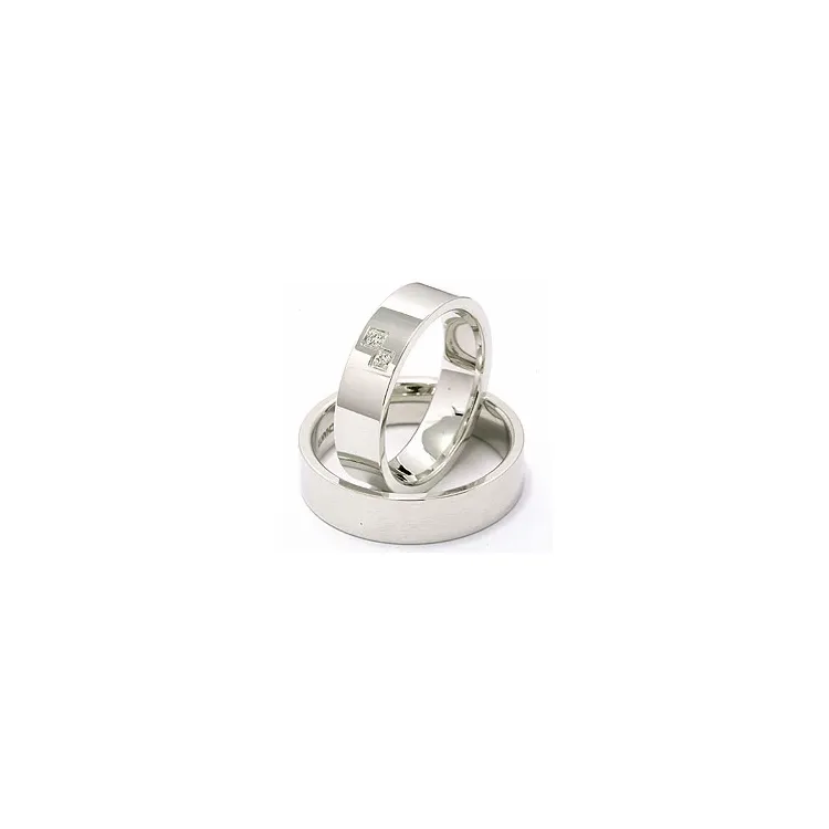 vigselsringar i 14  karat vitguld 2 x 0,015 ct - set