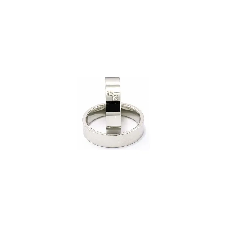 vigselsringar i 14  karat vitguld 2 x 0,015 ct - set