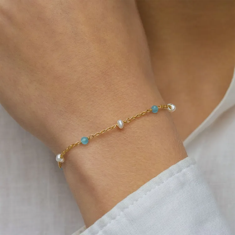 blå calcedonit armband i förgyllt silver - Loom Stones
