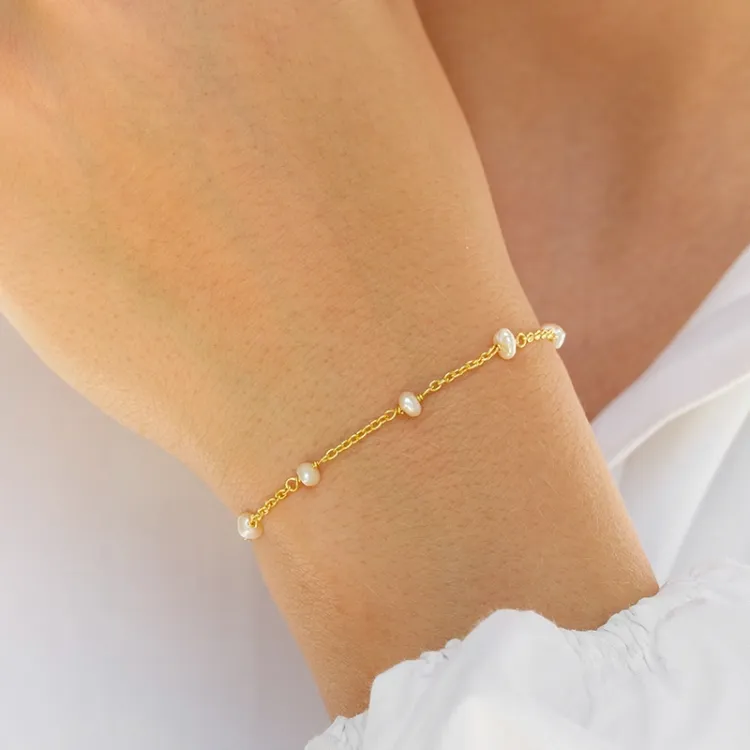 pärla armband i förgyllt silver