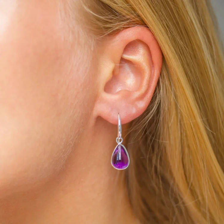 droppe lila kristal örhängen i silver - Loom Stones
