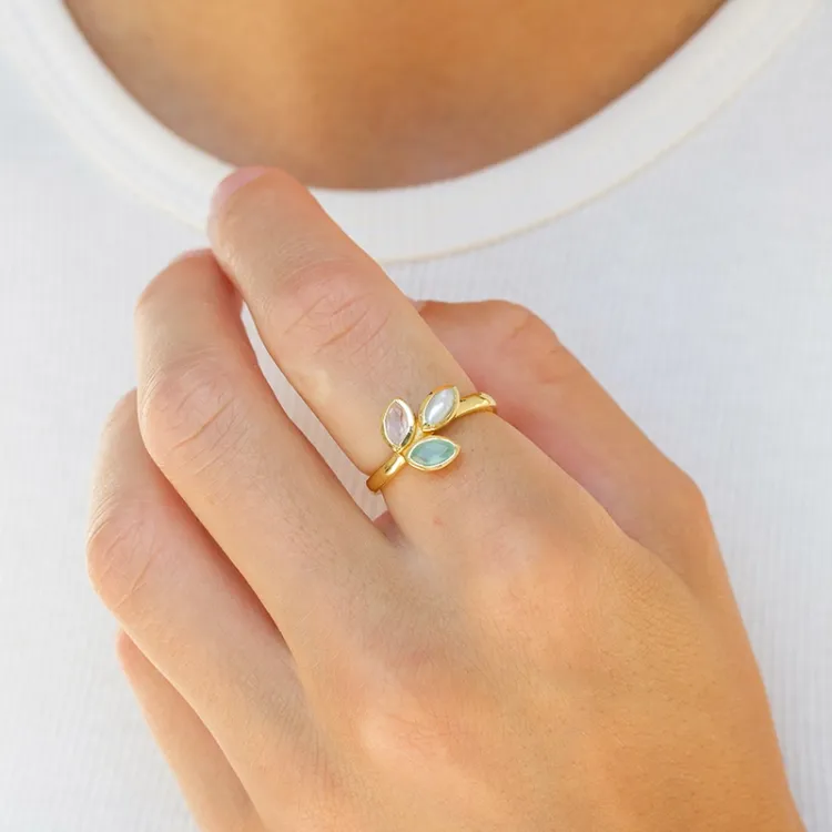 blad kristal ring i förgyllt silver - Loom Stones