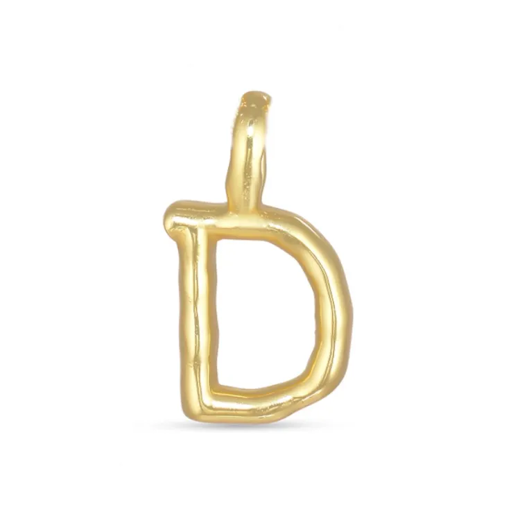bokstav d hängen i förgyllt silver - My Letter