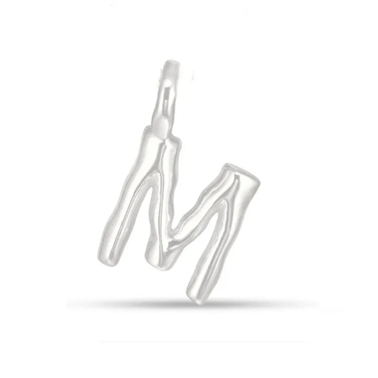 bokstav m hängen i silver - My Letter
