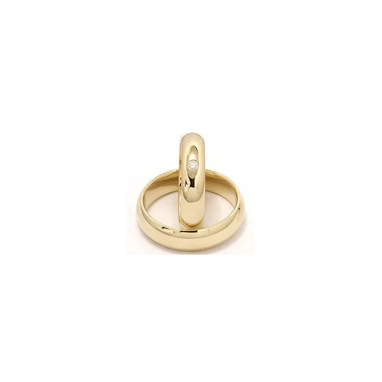 Vigselsringar i 9 karat guld 0,05 ct