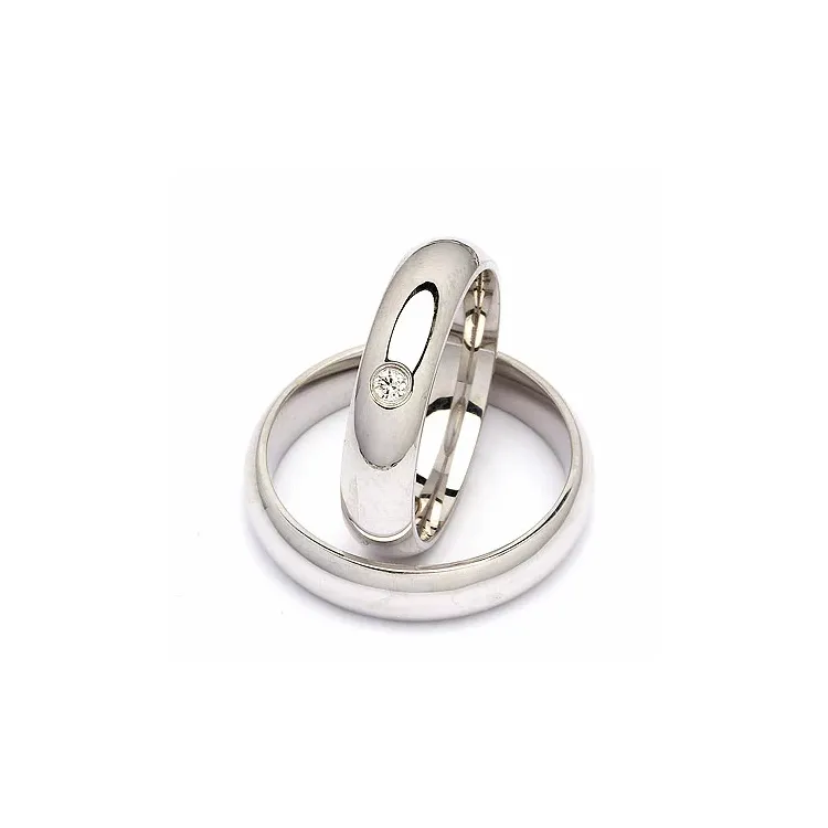 Vigselsringar i silver 0,05 ct