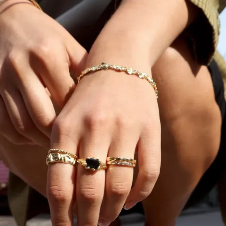 ring i förgylld mässing - Eliné