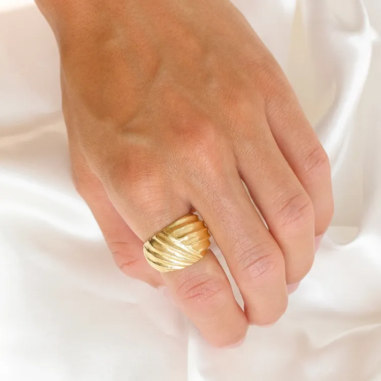 ring i förgylld mässing - Eliné