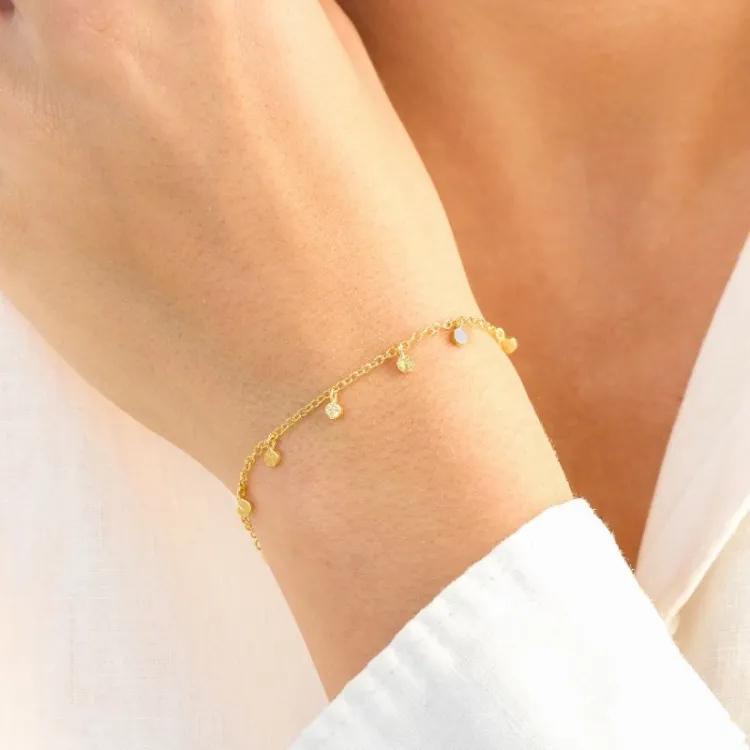 vit pärla armband i förgylld mässing - Eliné