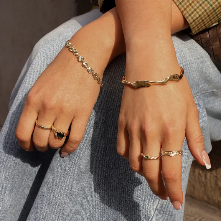 armband i förgylld mässing - Eliné