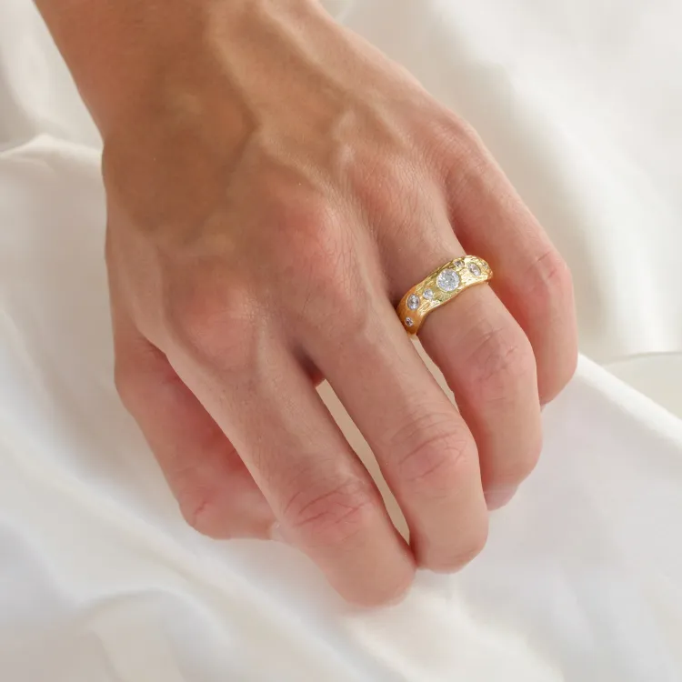 zirkon ring i förgylld mässing - Eliné