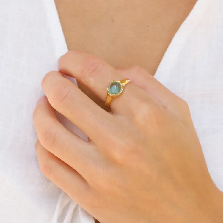 blå kristal ring i förgylld mässing - Loom Stones