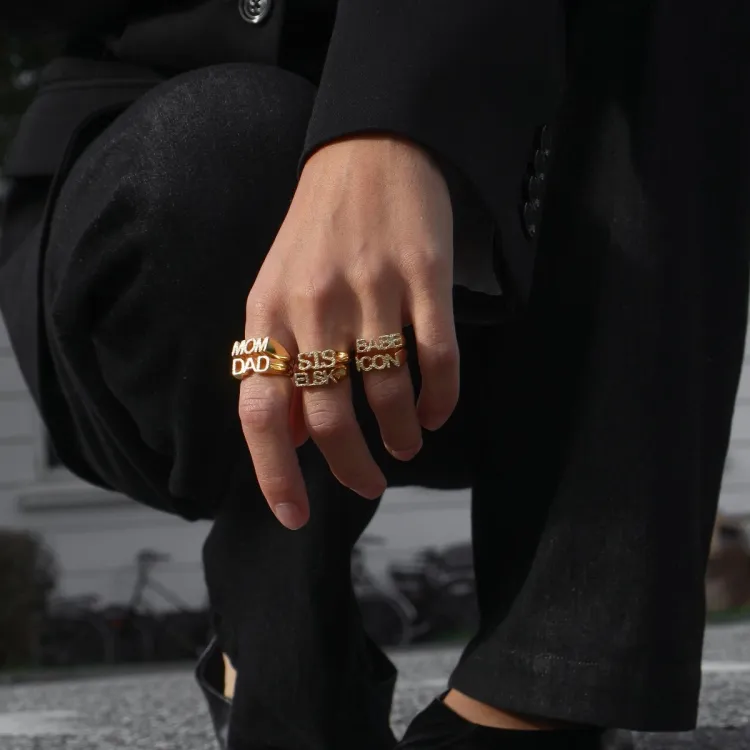 sis ring i förgylld mässing - My Letter