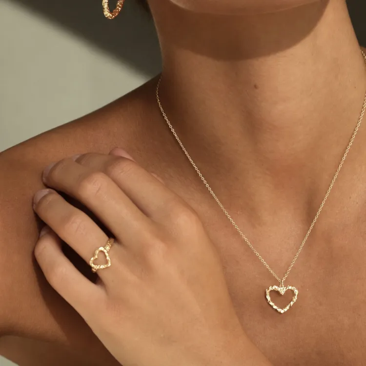 hjärta halsband i förgylld mässing - Eliné