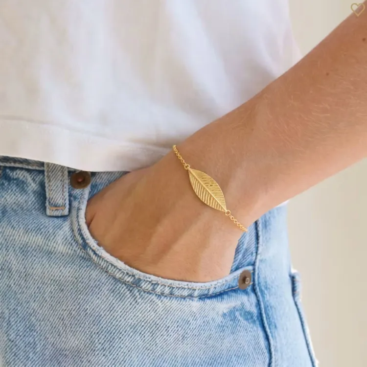 blad armband i förgylld mässing - Pure Nature