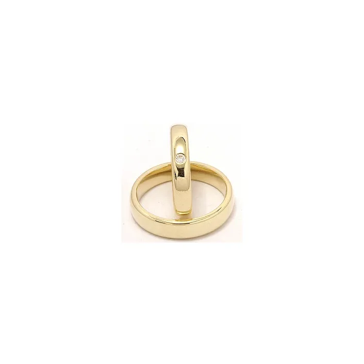 Vigselsringar i 9 karat guld 0,05 ct